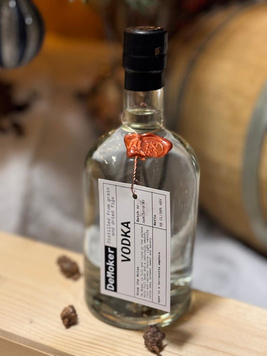 De Moker Vodka met graan en vijg van Draco Spirit